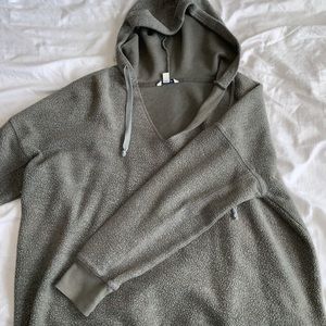 American Eagle Army Green Sweater Hoodie